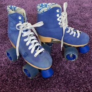 Candi Girl Blue Roller Skates with FREE Extra Toe Stops